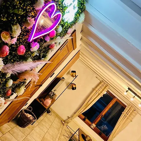 펜션 La Balade Enchantee- 6 Personnes - Ardenne Belge 텐빌