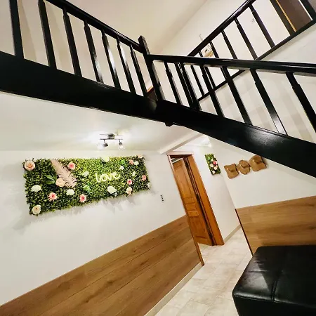 La Balade Enchantee- 6 Personnes - Ardenne Belge 텐빌