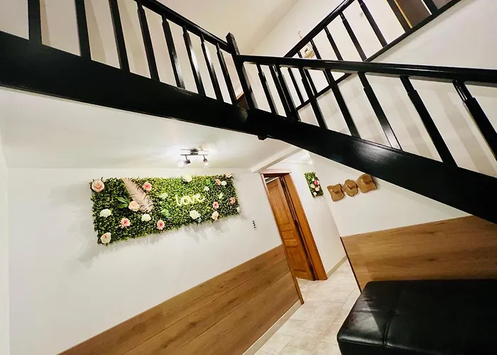 La Balade Enchantee- 6 Personnes - Ardenne Belge Tenneville